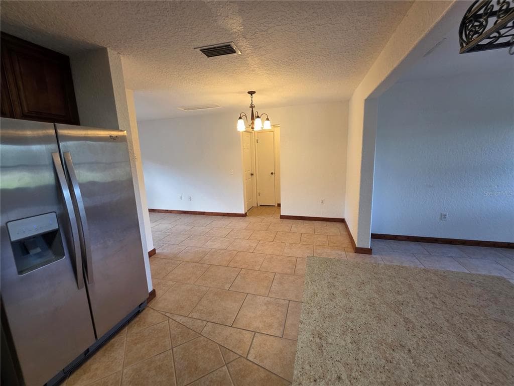 8270 NORMLEE ROAD photo 15