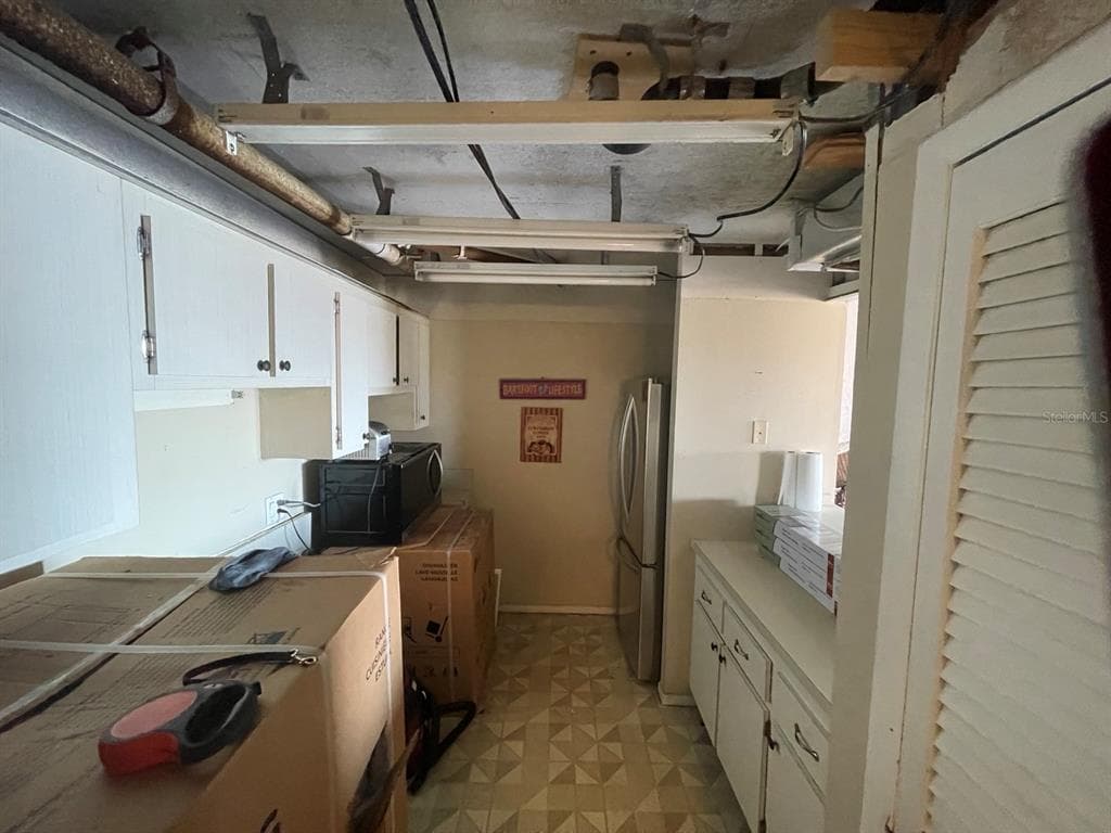 51 ISLAND WAY 1109 photo 6