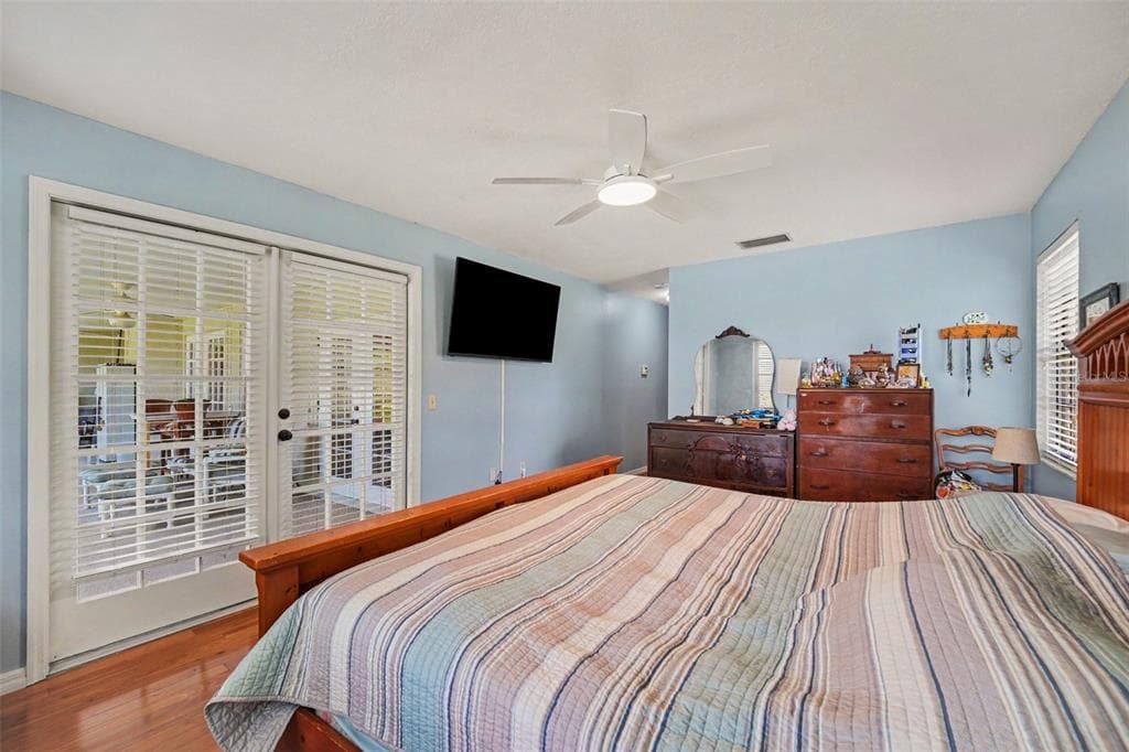 7366 WINDOVER WAY photo 13