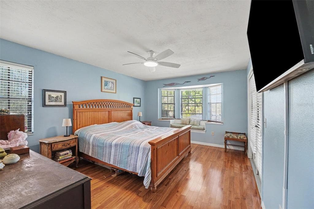 7366 WINDOVER WAY photo 10