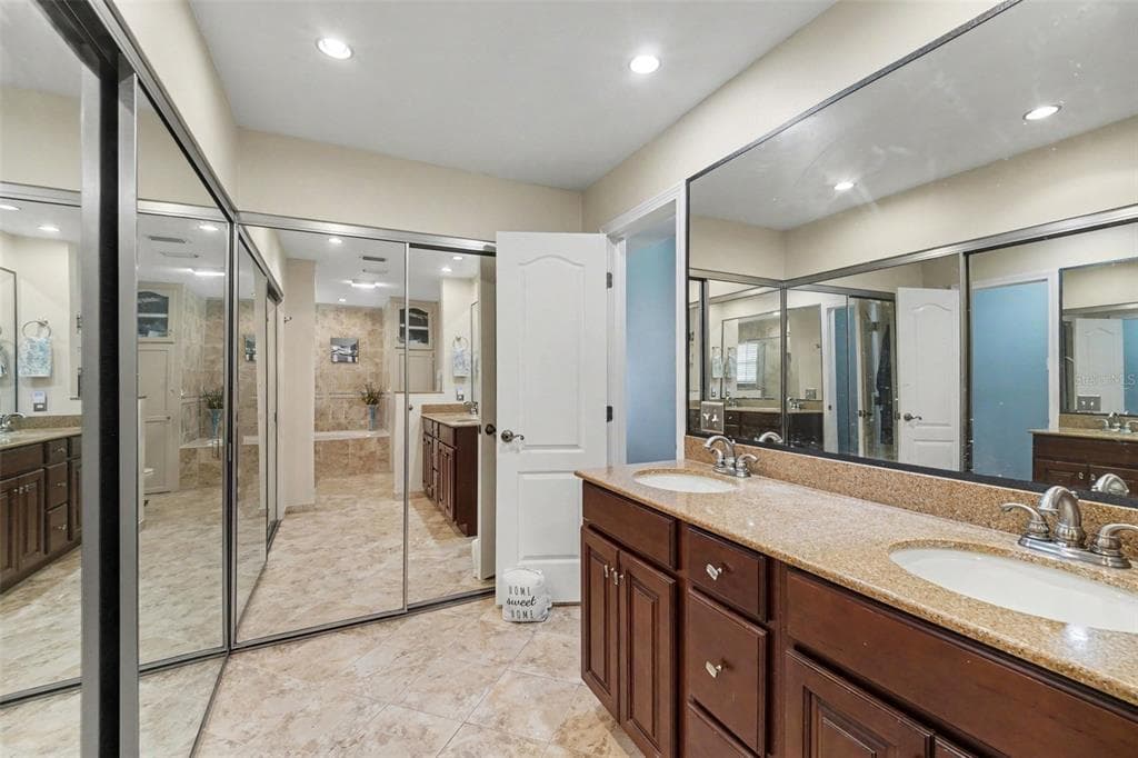 7366 WINDOVER WAY photo 14