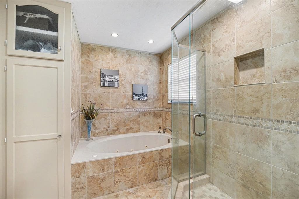 7366 WINDOVER WAY photo 15