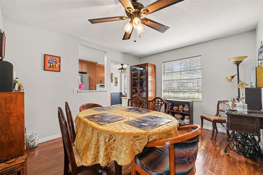 7366 WINDOVER WAY photo 25