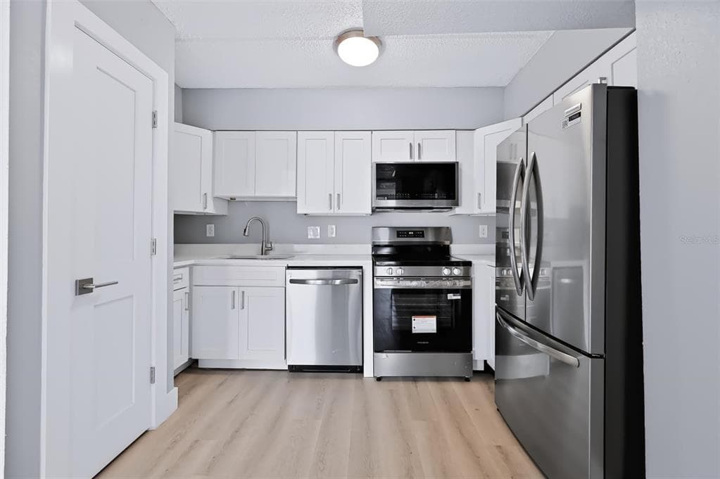 10365 PARADISE BOULEVARD 9 photo 6