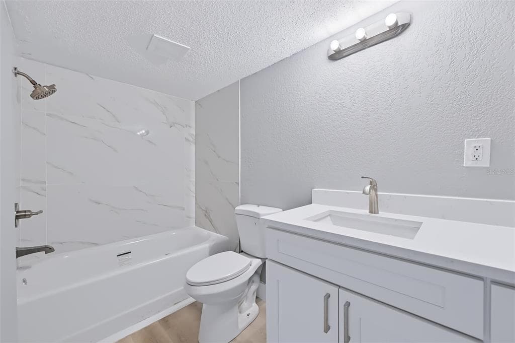 10365 PARADISE BOULEVARD 9 photo 12