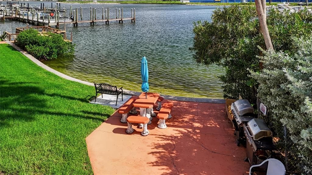 10365 PARADISE BOULEVARD 9 photo 24
