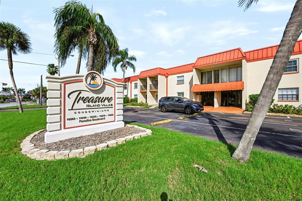 10365 PARADISE BOULEVARD 9 photo 15