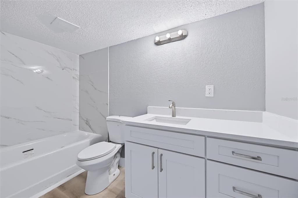 10365 PARADISE BOULEVARD 9 photo 11