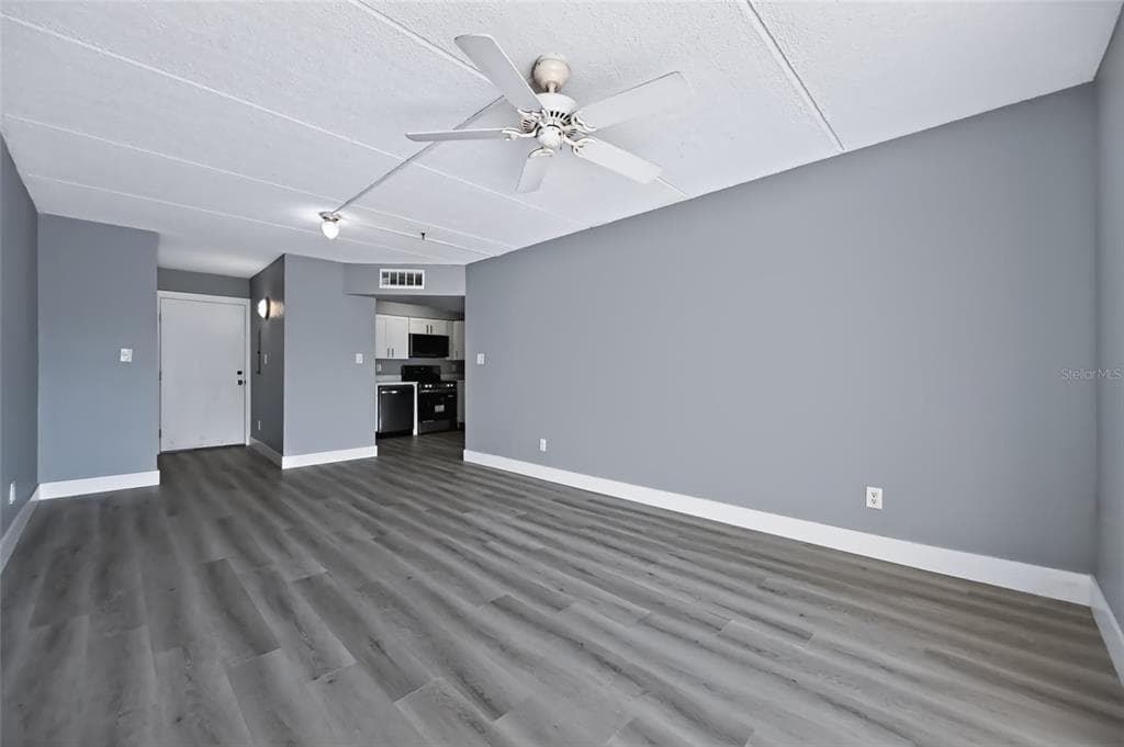 10365 PARADISE BOULEVARD 9 photo 4
