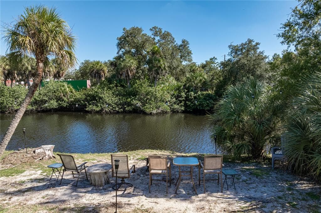 2192 BONITO WAY photo 6