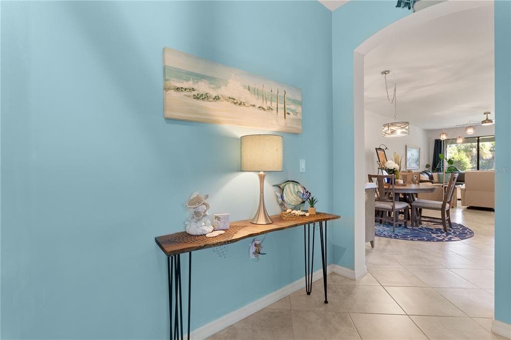 2192 BONITO WAY photo 20