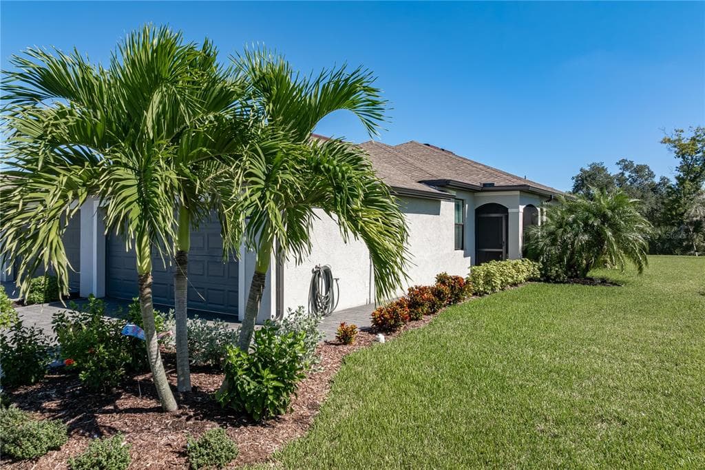 2192 BONITO WAY photo 15