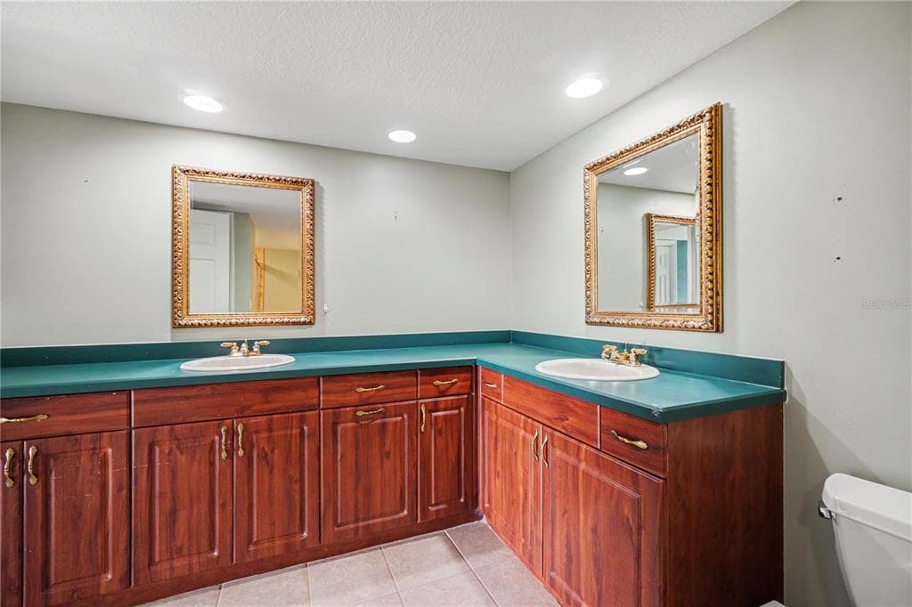 601 SHREVE STREET 25A photo 13