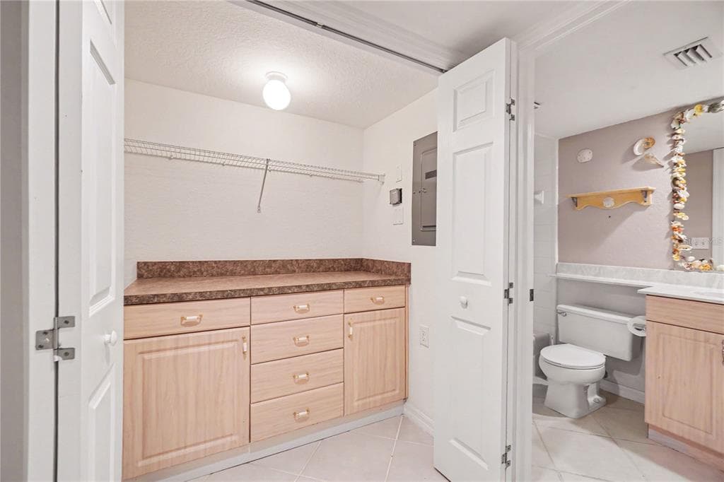 601 SHREVE STREET 25A photo 10