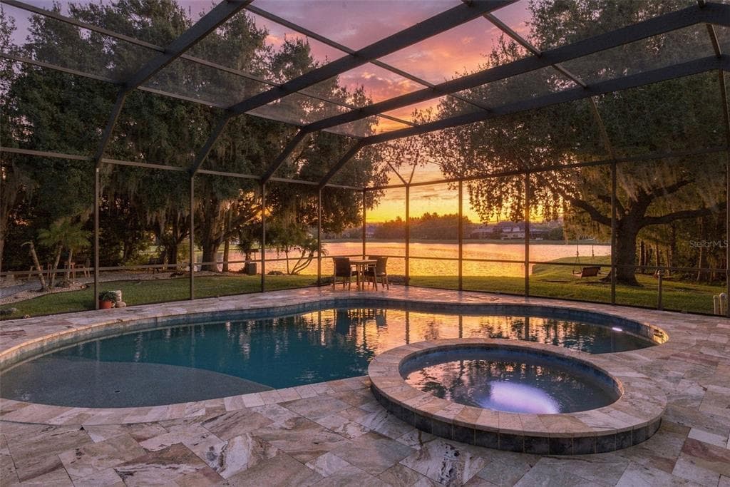 6835 PINDO BOULEVARD photo 2
