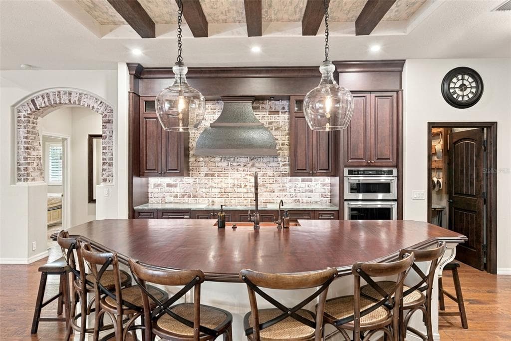 6835 PINDO BOULEVARD photo 11