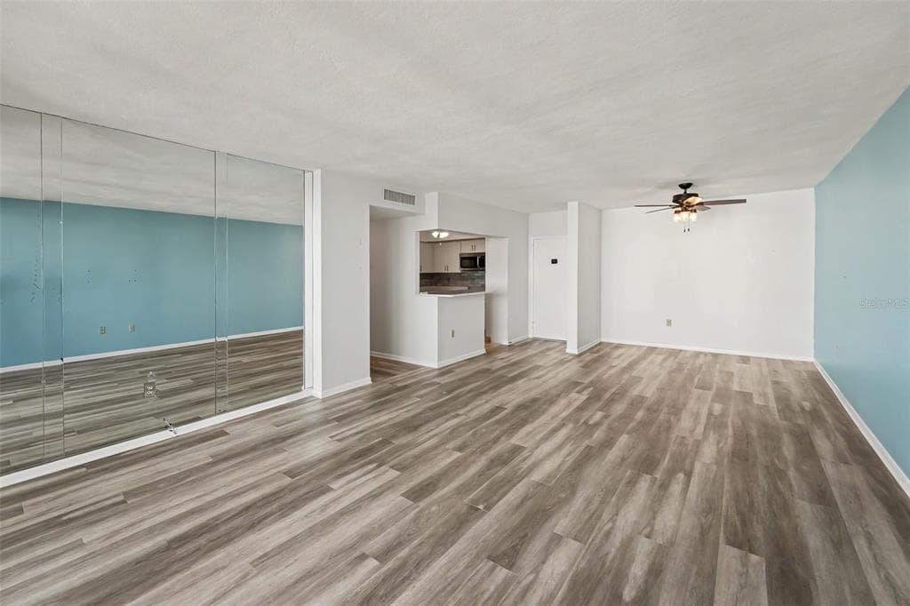 30 TURNER STREET 806 photo 7