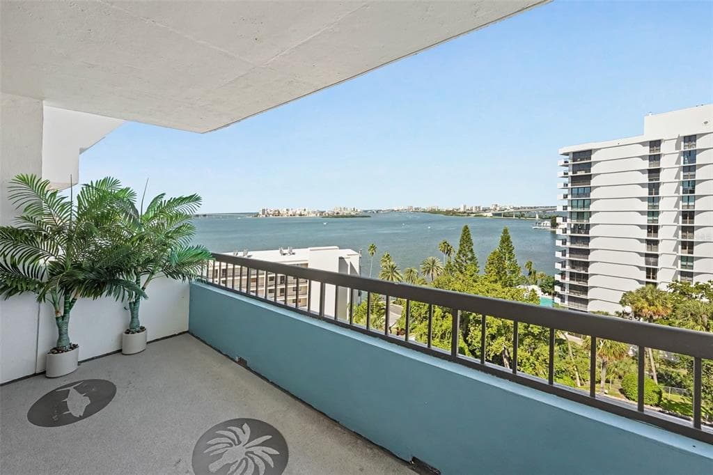 30 TURNER STREET 806 photo 20
