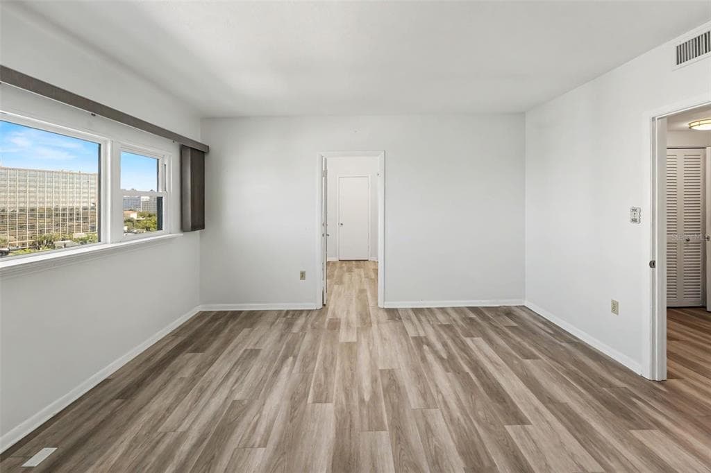 30 TURNER STREET 806 photo 14