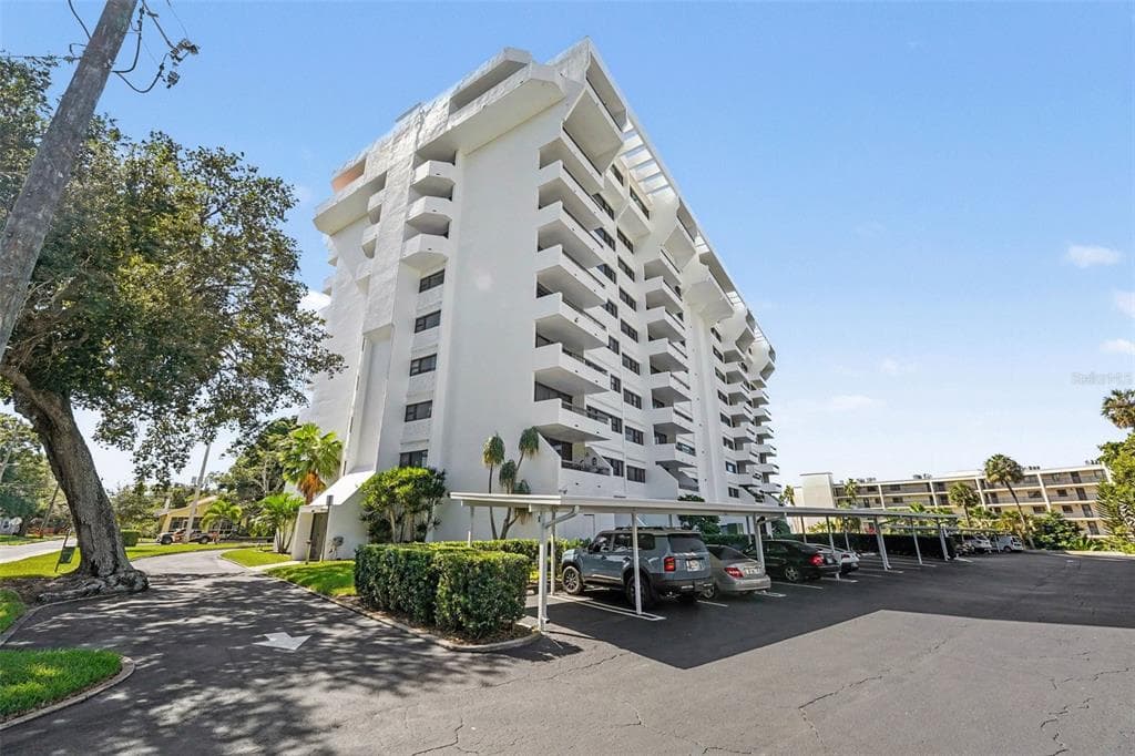 30 TURNER STREET 806 photo 21