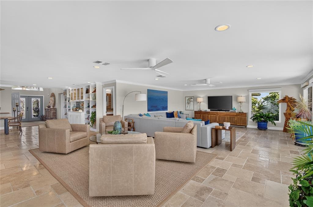 779 ISLAND WAY photo 9