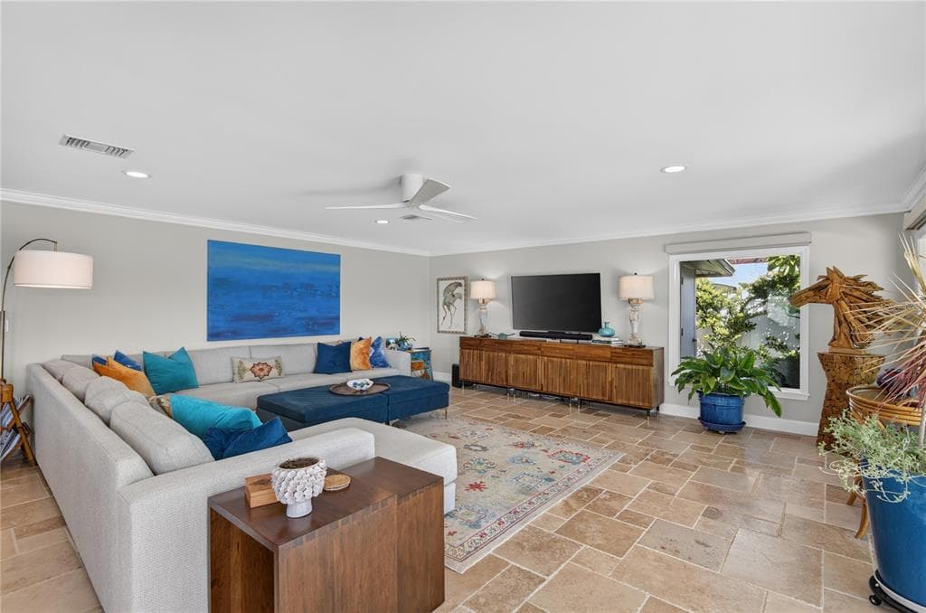 779 ISLAND WAY photo 15