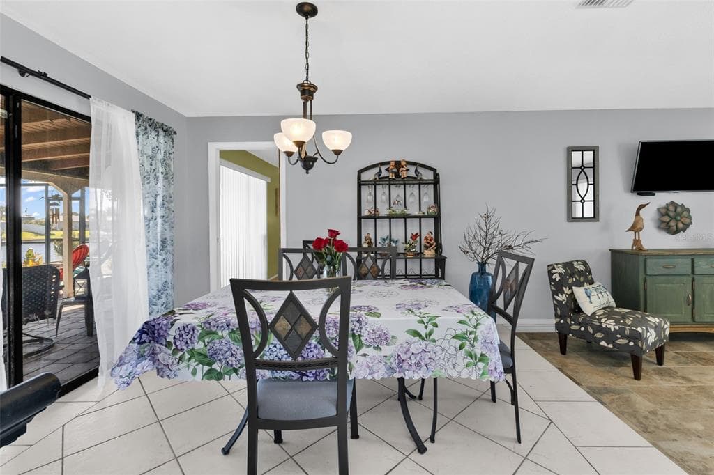 311 W TARPON BOULEVARD NW photo 23