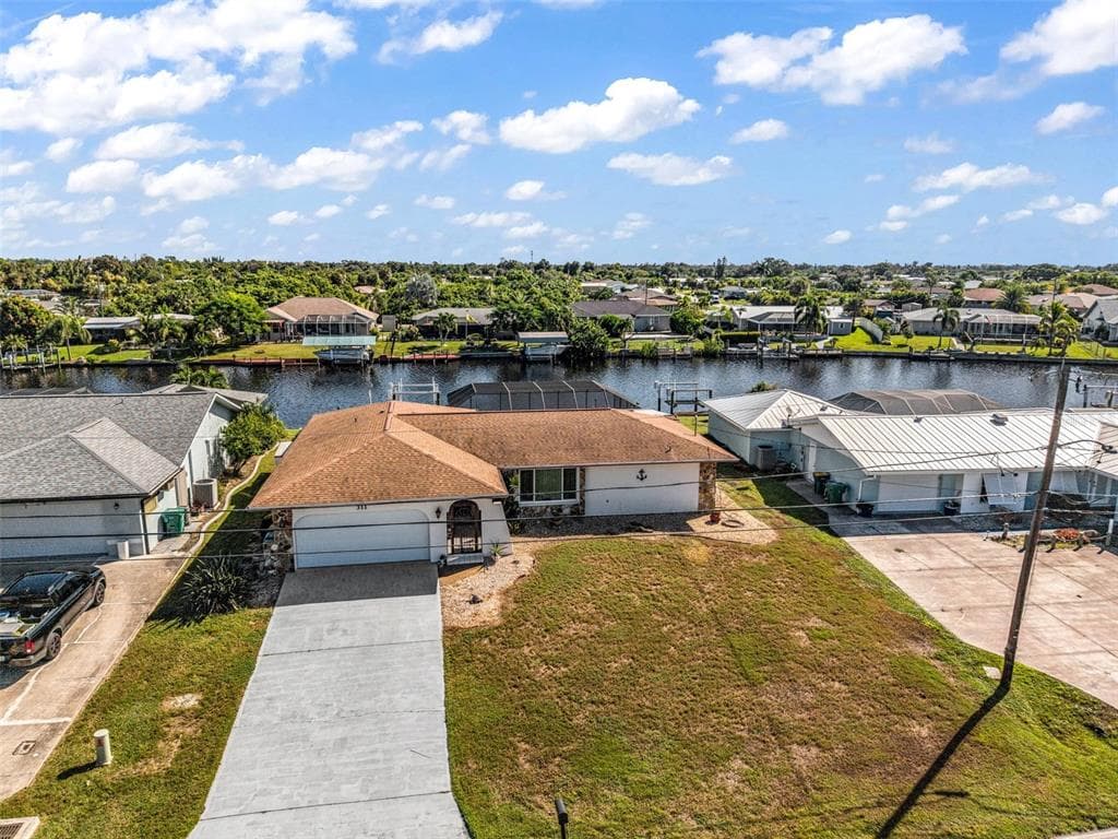 311 W TARPON BOULEVARD NW photo 2