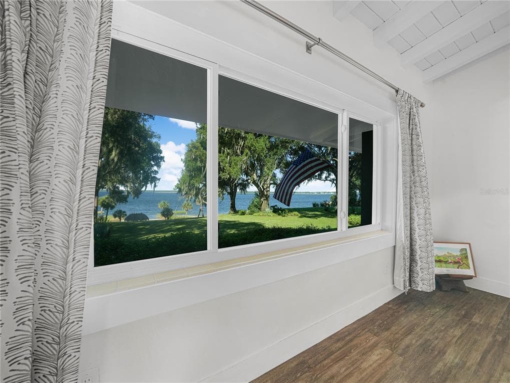 1329 HOLLISTER ROAD photo 20