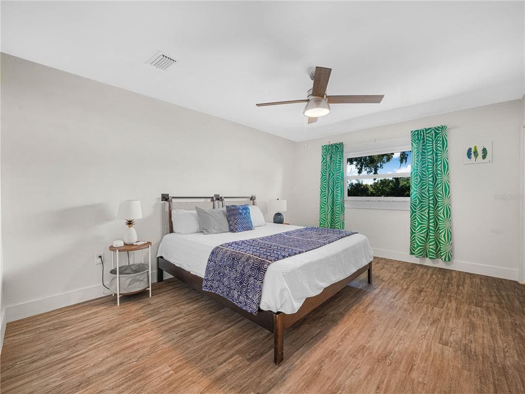 1329 HOLLISTER ROAD photo 25
