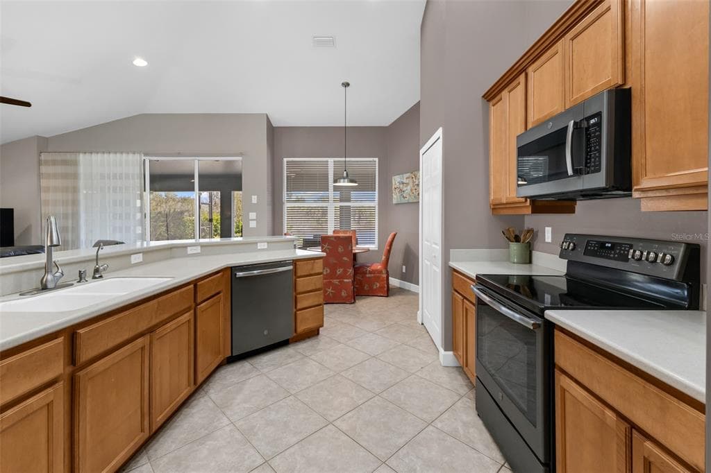 14394 SILVER LAKES CIRCLE photo 16