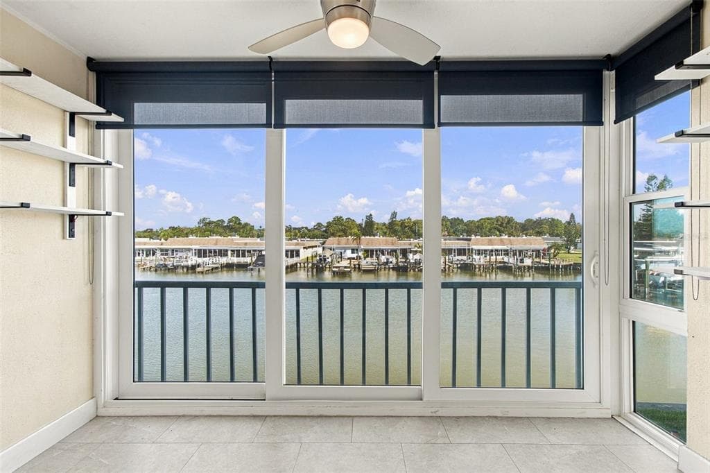 1 BOCA CIEGA POINT BOULEVARD 206 photo 2