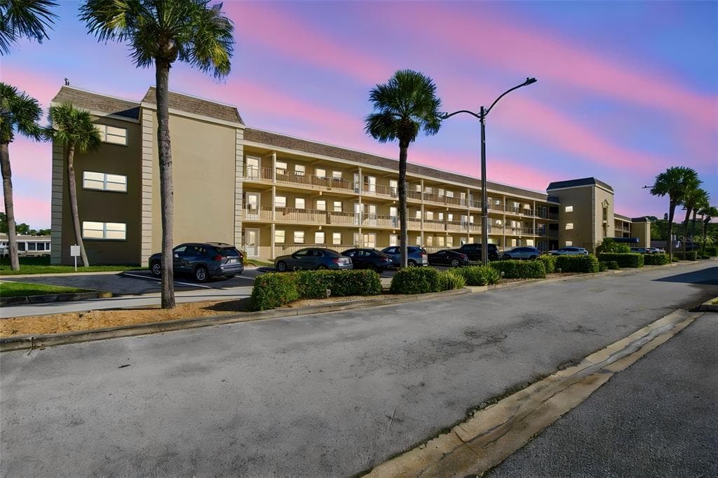 1 BOCA CIEGA POINT BOULEVARD 206 photo 1