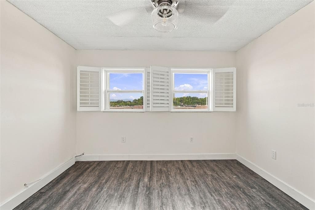 1 BOCA CIEGA POINT BOULEVARD 206 photo 18