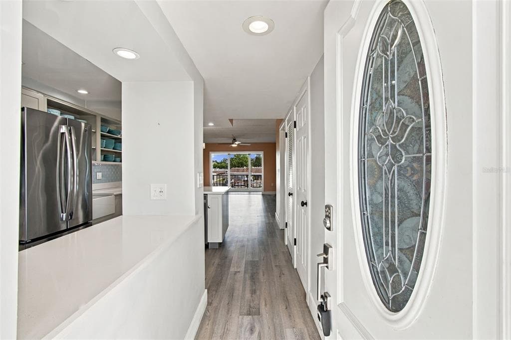 1 BOCA CIEGA POINT BOULEVARD 206 photo 4