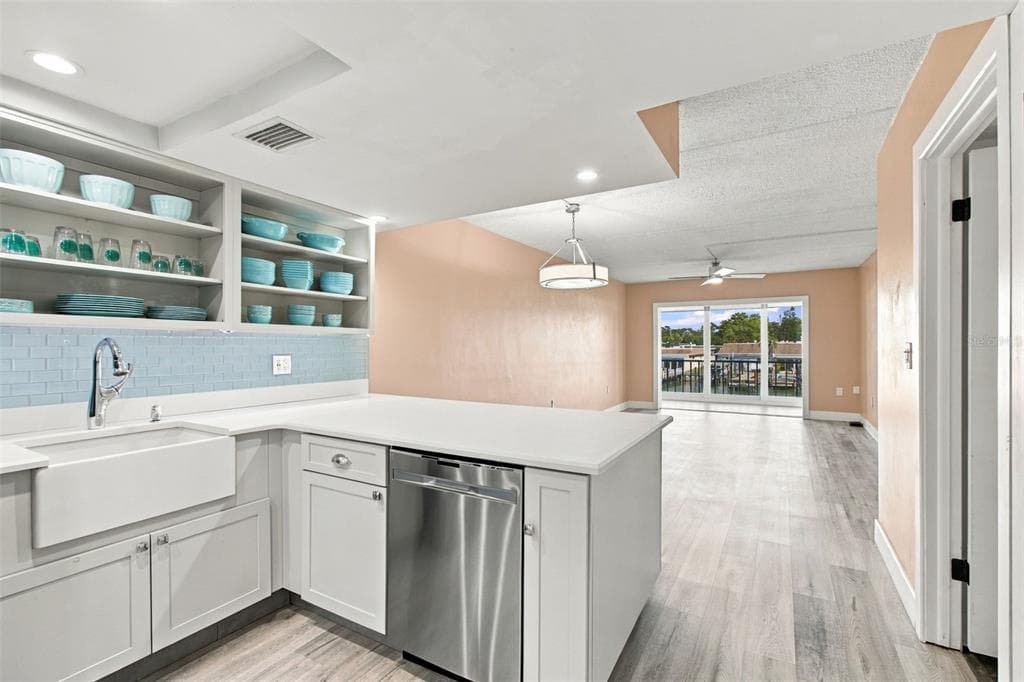 1 BOCA CIEGA POINT BOULEVARD 206 photo 8