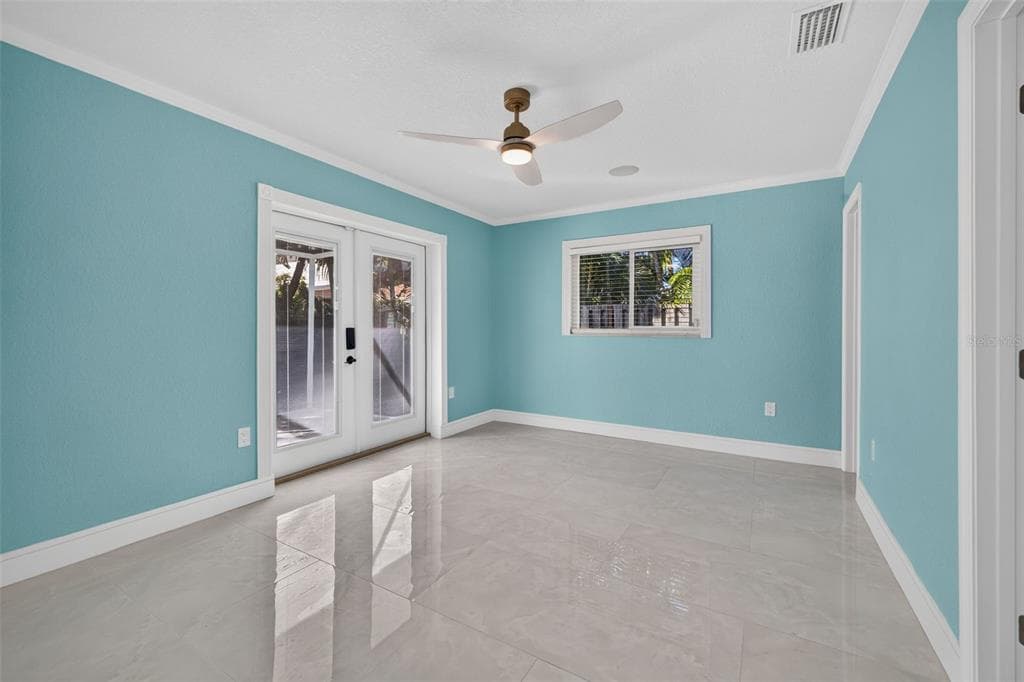 4643 BAY CREST DRIVE photo 8