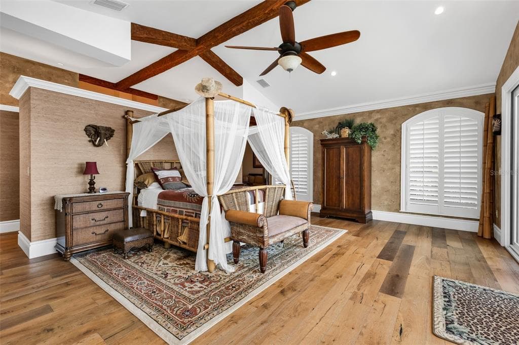 2030 JAMAICA WAY photo 22