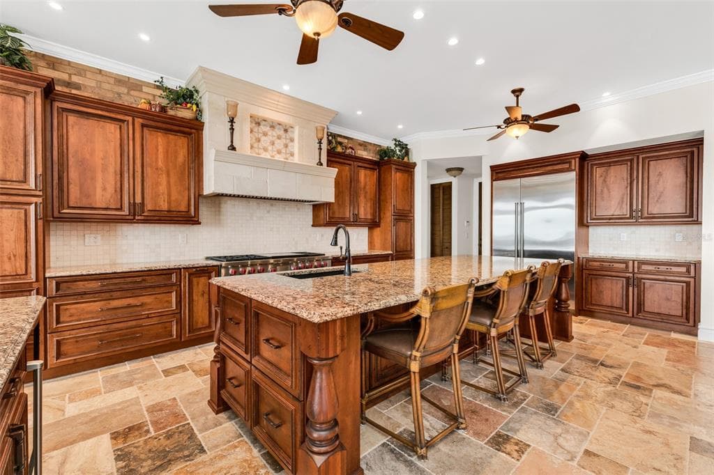2030 JAMAICA WAY photo 14