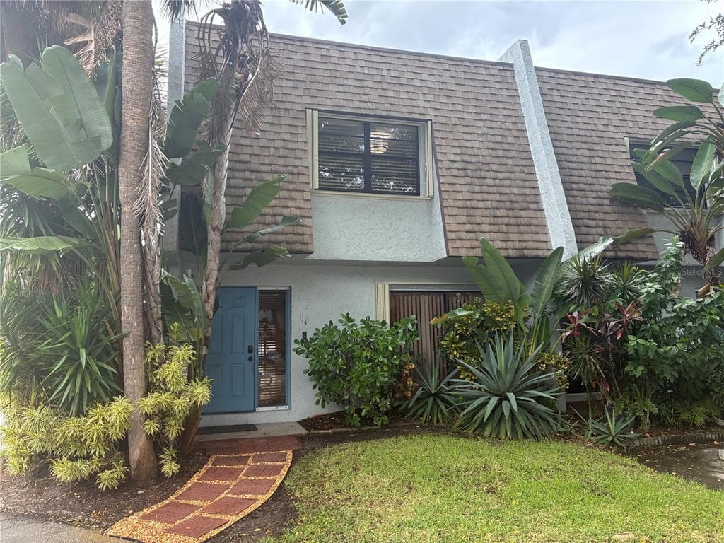 475 CANAL POINT N 1140 photo 1