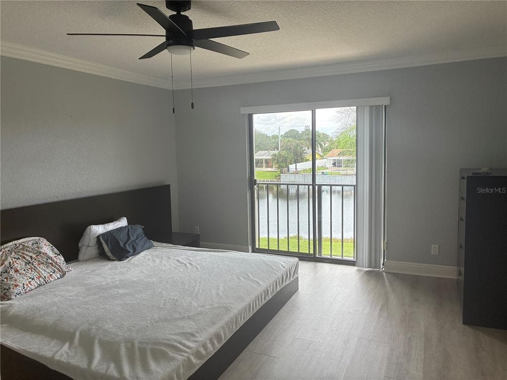 475 CANAL POINT N 1140 photo 18