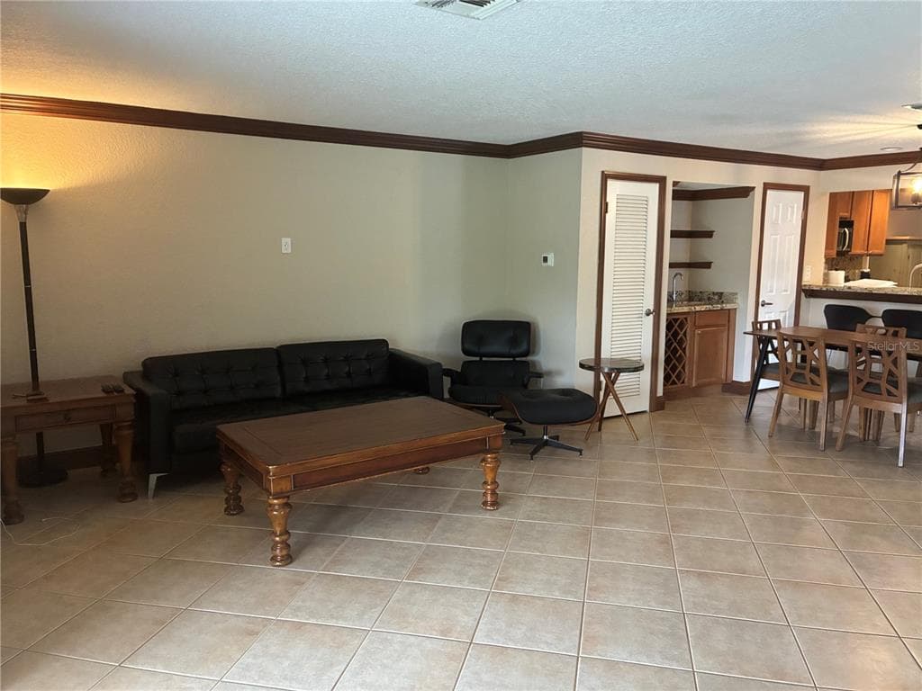 475 CANAL POINT N 1140 photo 8
