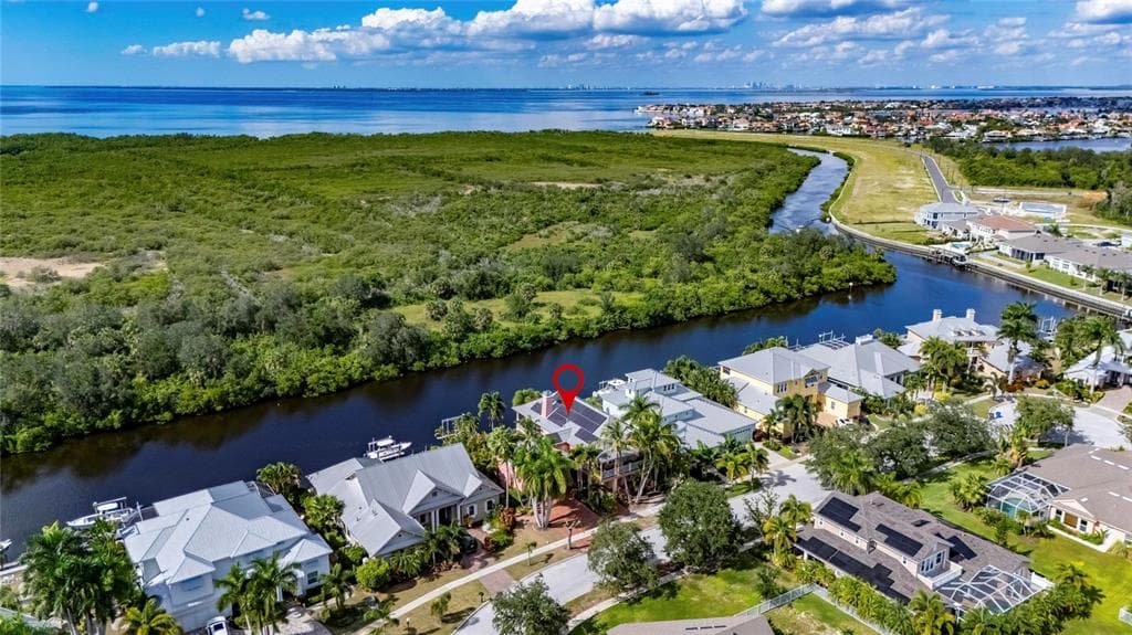 825 ISLEBAY DRIVE photo 2