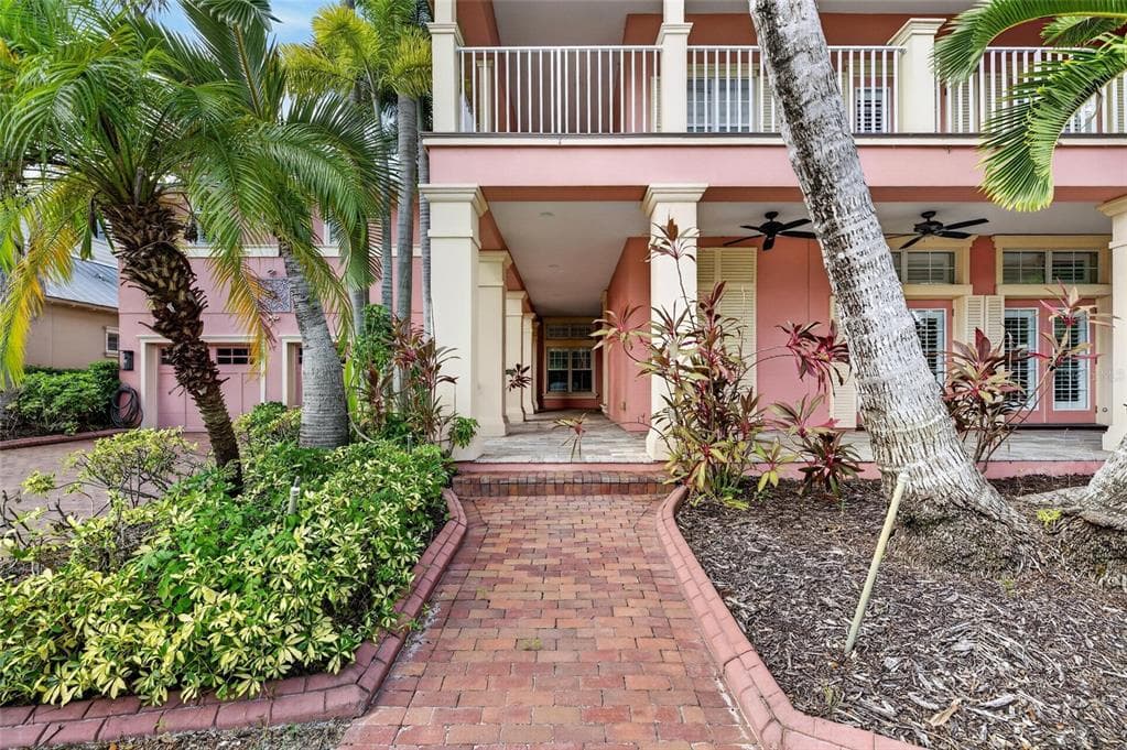 825 ISLEBAY DRIVE photo 12