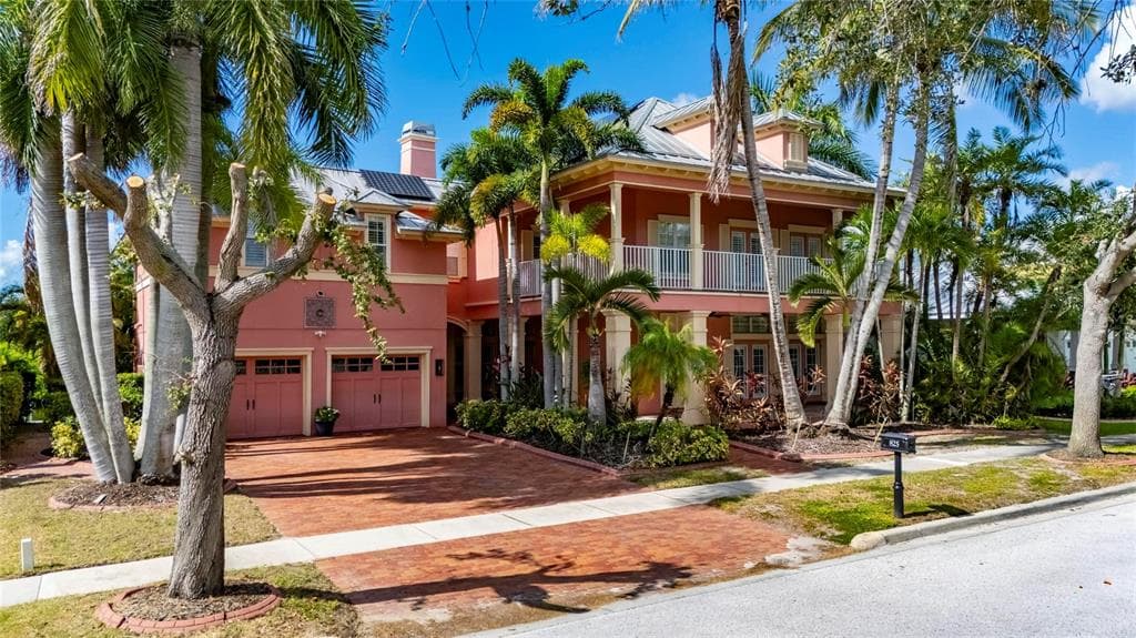 825 ISLEBAY DRIVE photo 1