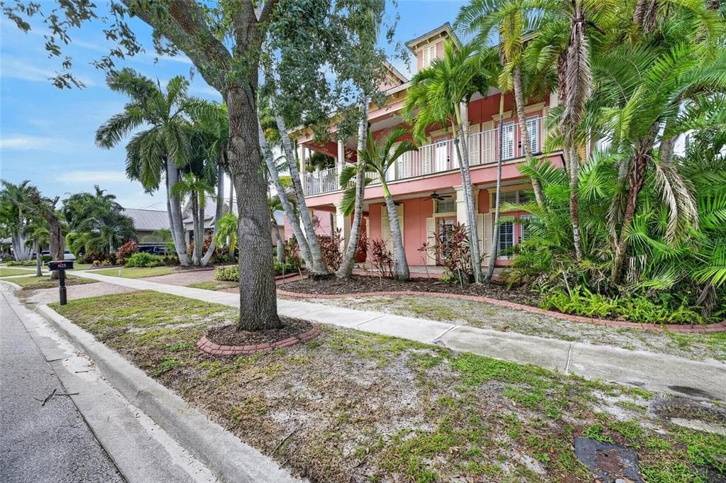 825 ISLEBAY DRIVE photo 8