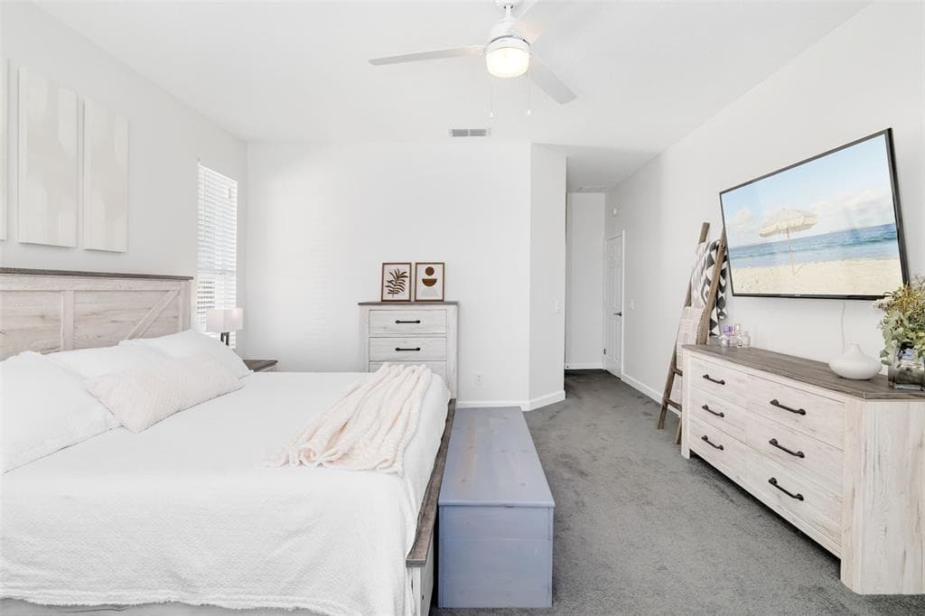 124 41ST CIRCLE E photo 16