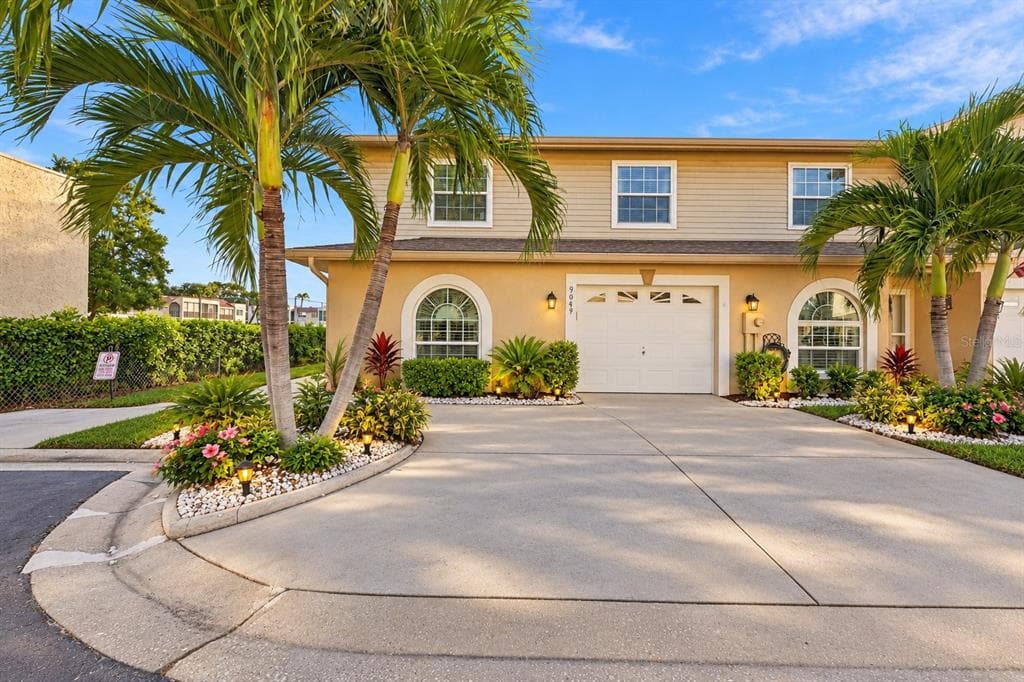 9049 ANTIGUA DRIVE photo 1