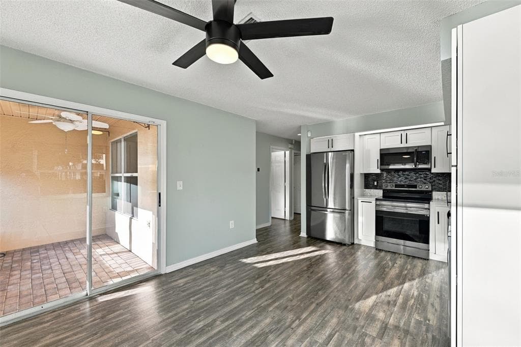 9049 ANTIGUA DRIVE photo 19