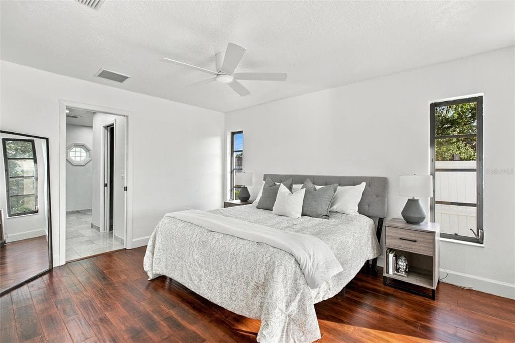 511 BONITO AVENUE photo 14